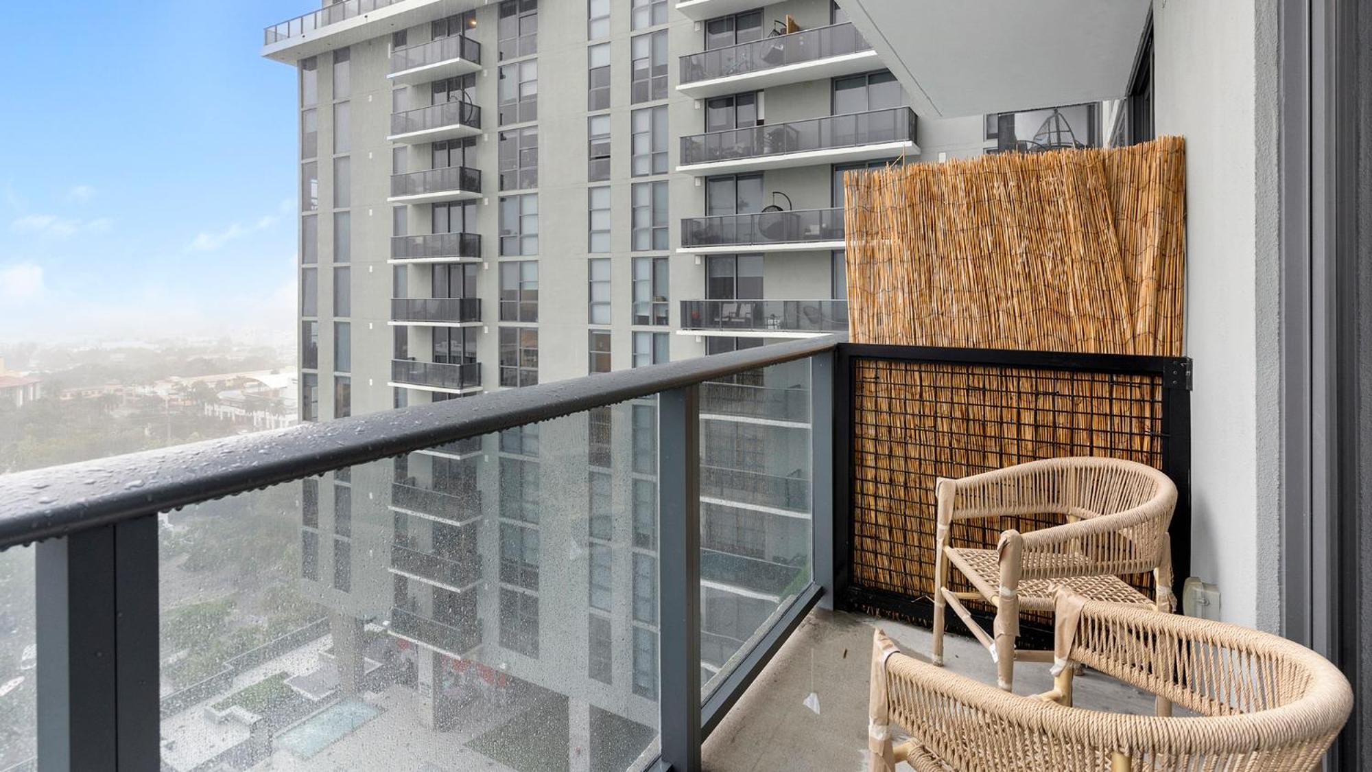 Flow Fort Lauderdale Condos By Barsala Room photo